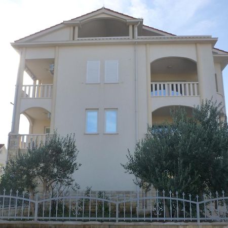 Apartment Adrijana Novalja Kültér fotó