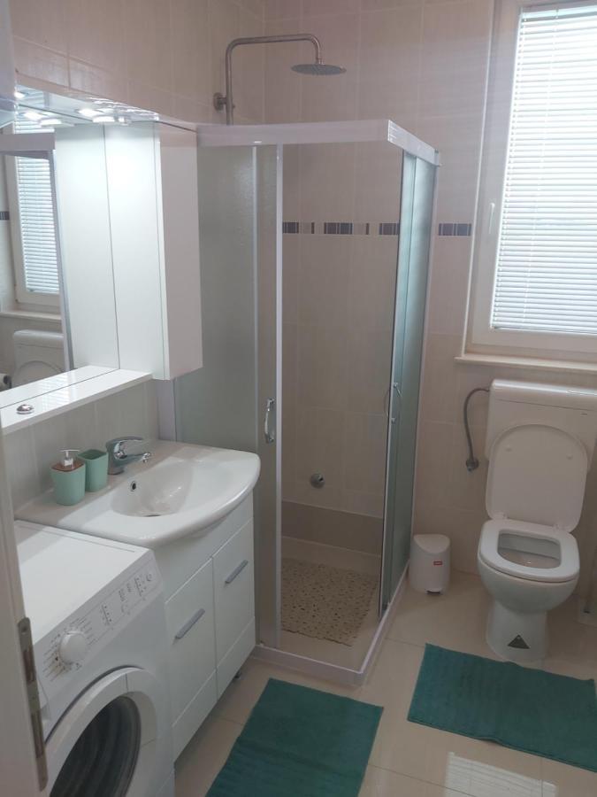 Apartment Adrijana Novalja Kültér fotó