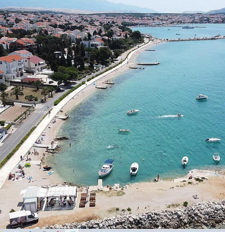 Apartment Adrijana Novalja Kültér fotó